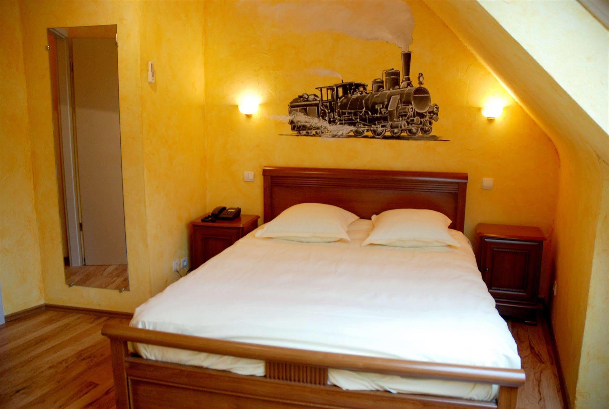 Hotel Champ Alsace 阿格诺 外观 照片